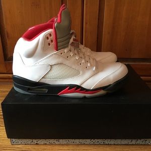 Jordan 5 Retro Fire Red (2013) Size 11